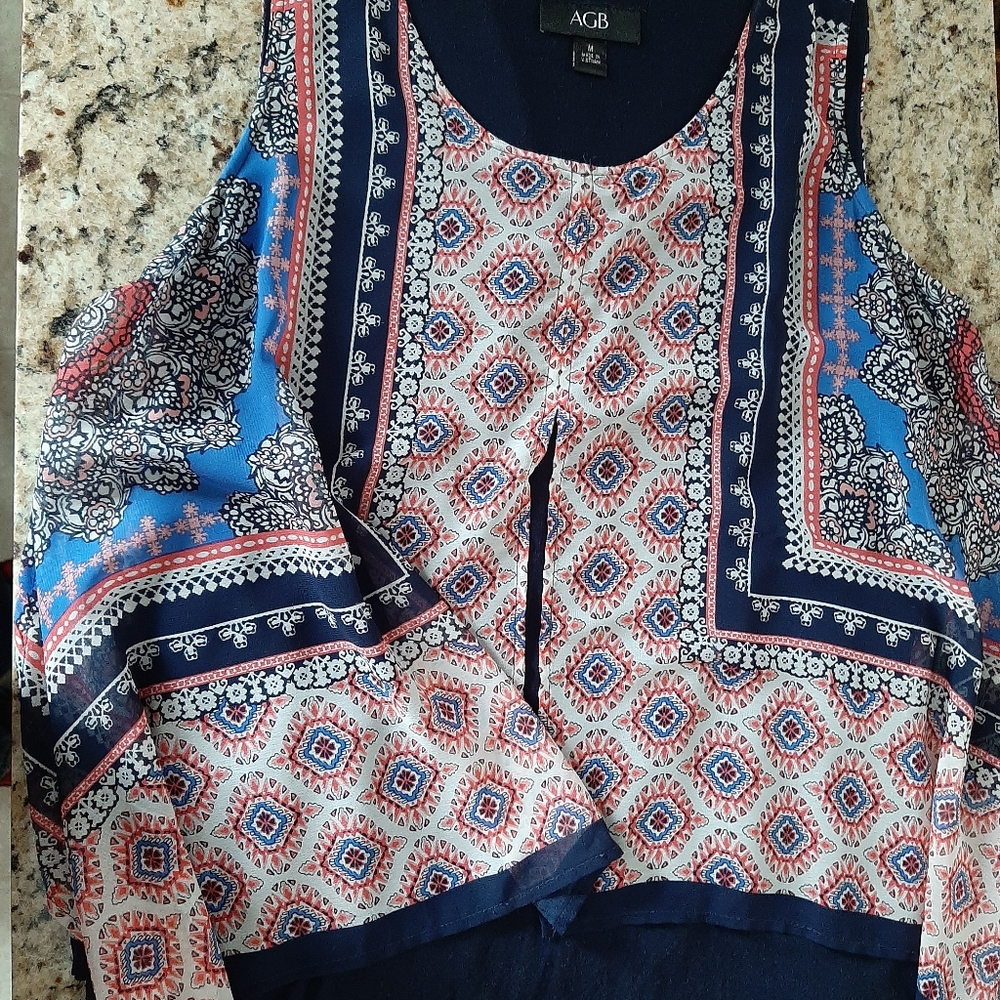Multi color layered tank